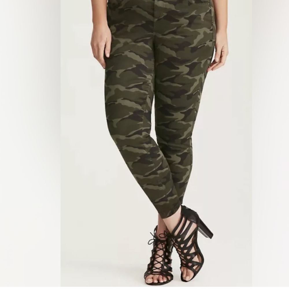 Torrid Camo Skinny Pants